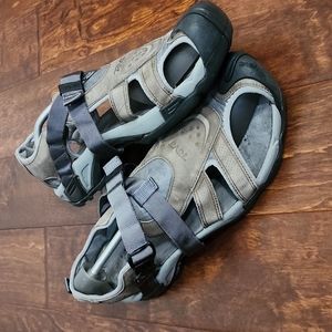 Teva Karnali Wraptor hiking / water sandals